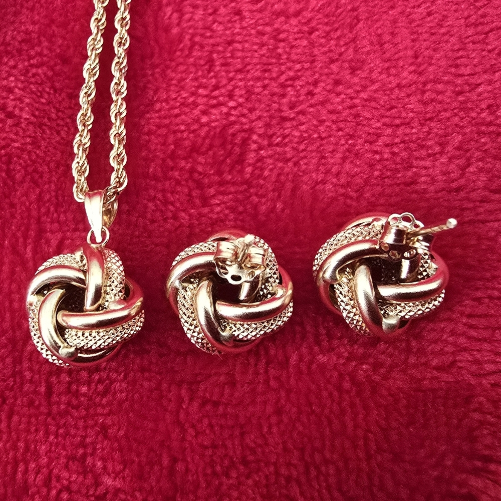 18k Solid Gold Knot Necklace and Earrings Jewelry Set - Picture 6 of 6